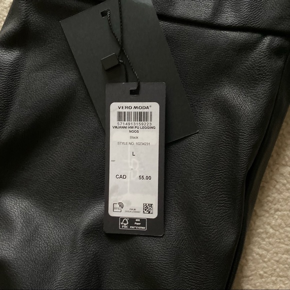 Vero Moda Faux Leather Pants - Picture 13 of 15